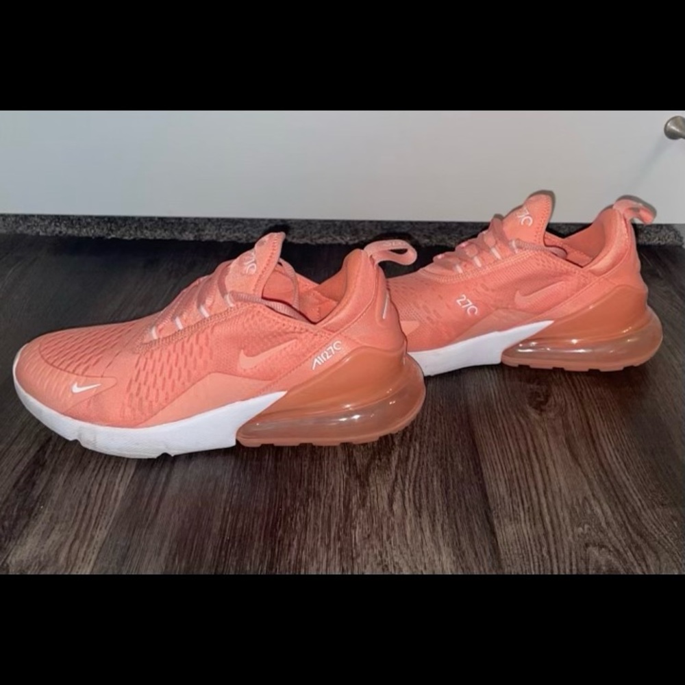 Nike Air Max 270